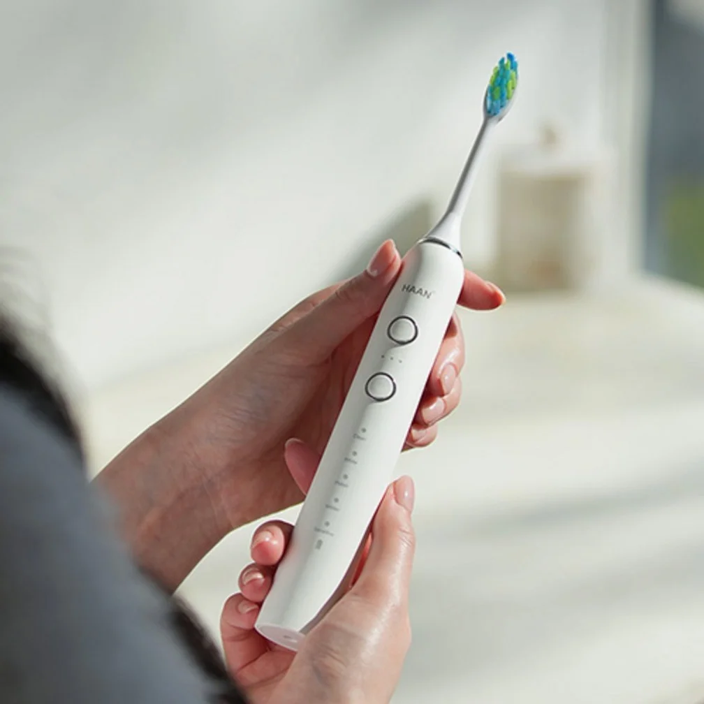 한경희생활과학 무선 음파 전동칫솔 스페셜 전용 칫솔모 2종 x 2p 혀클리너 페이스클리너 휴대용 케이스 무선 충전기