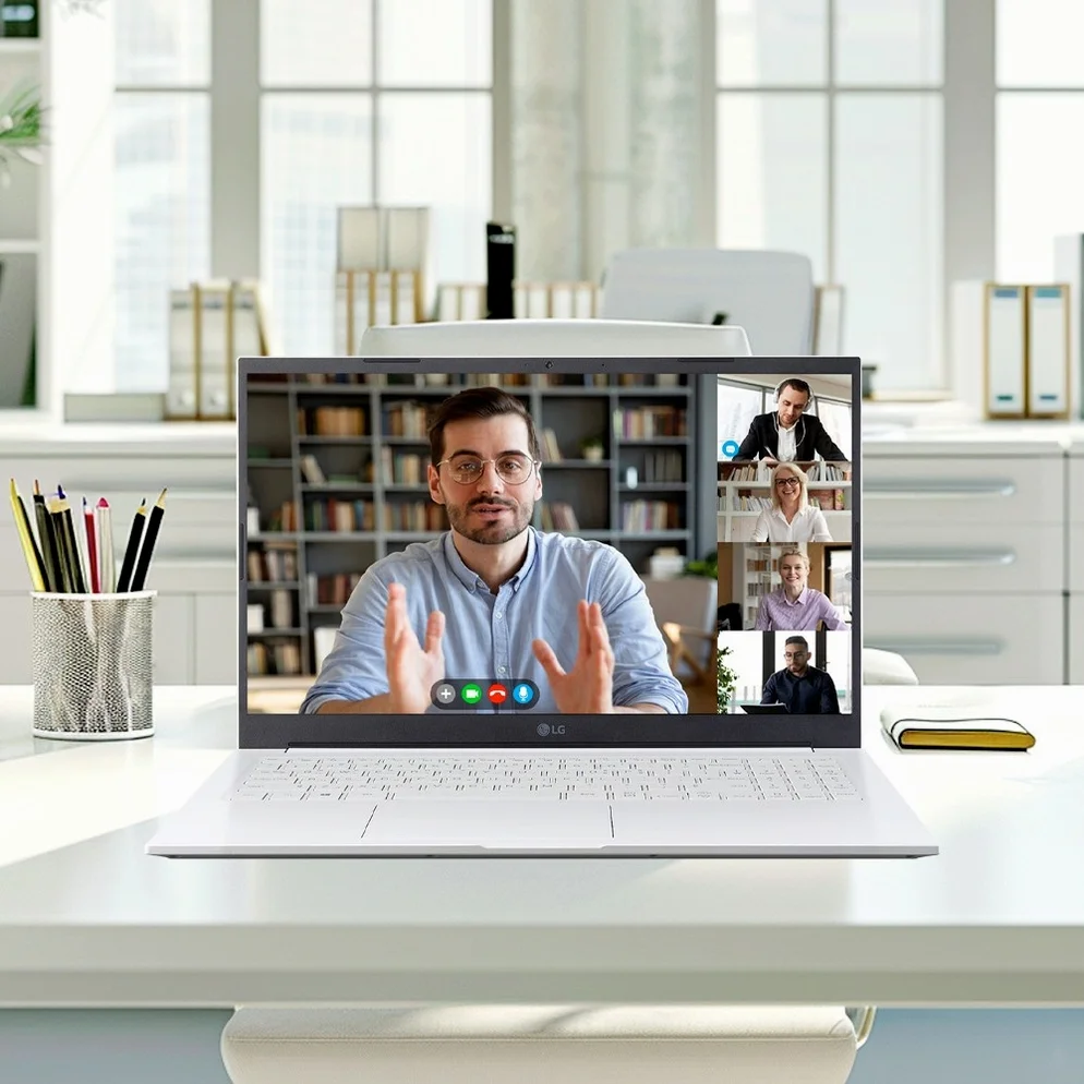 LG전자 LG 울트라PC 화이트 약 16인치에 해당함 • 코어i5 • 256GB • 16GB • WIN11 Home • 2023.05 • 15U50R-SA5CK